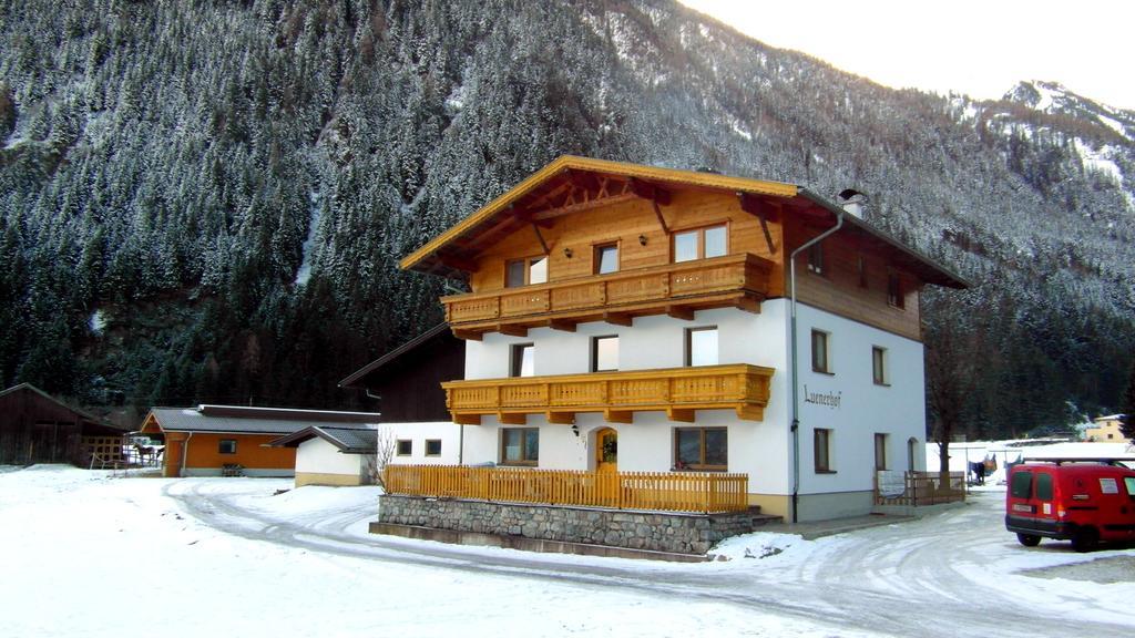 Penzion Luenerhof Neustift im Stubaital Exteriér fotografie